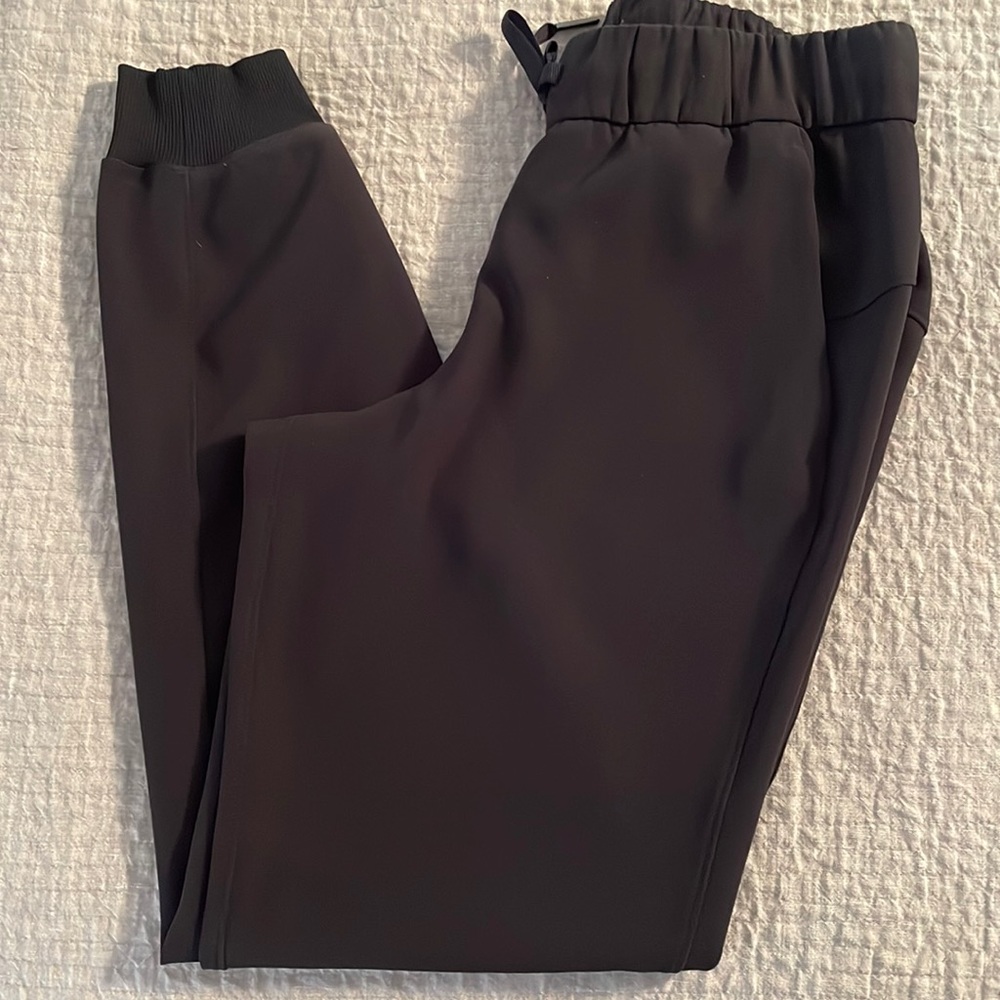 Lululemon joggers